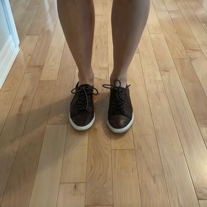 Frye leather shoes size 9